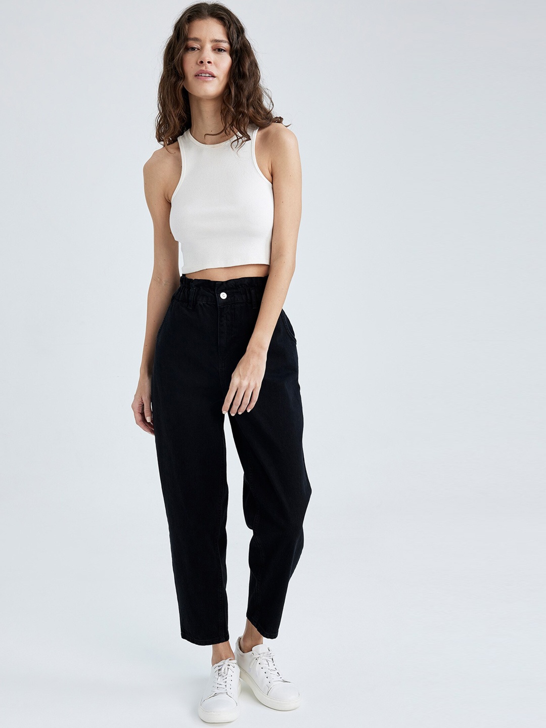 

DeFacto Women High-Rise Pure Cotton Mom-Fit Jeans, Black