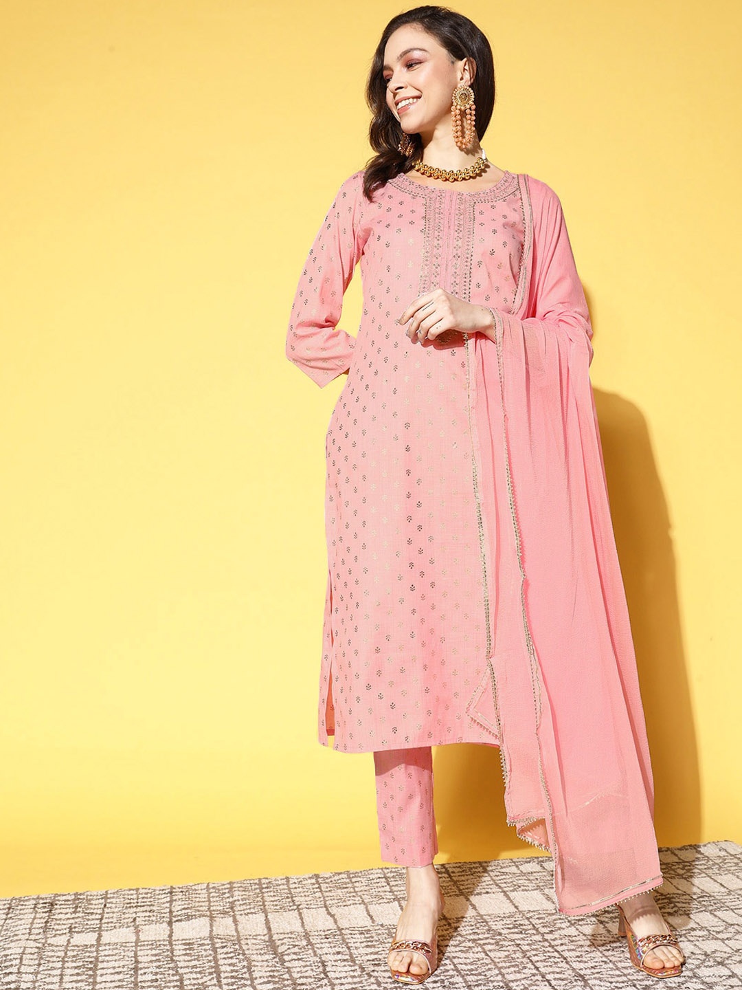 

Ishin Ethnic Motifs Printed Sequined Kurta with Trousers & Dupatta, Pink