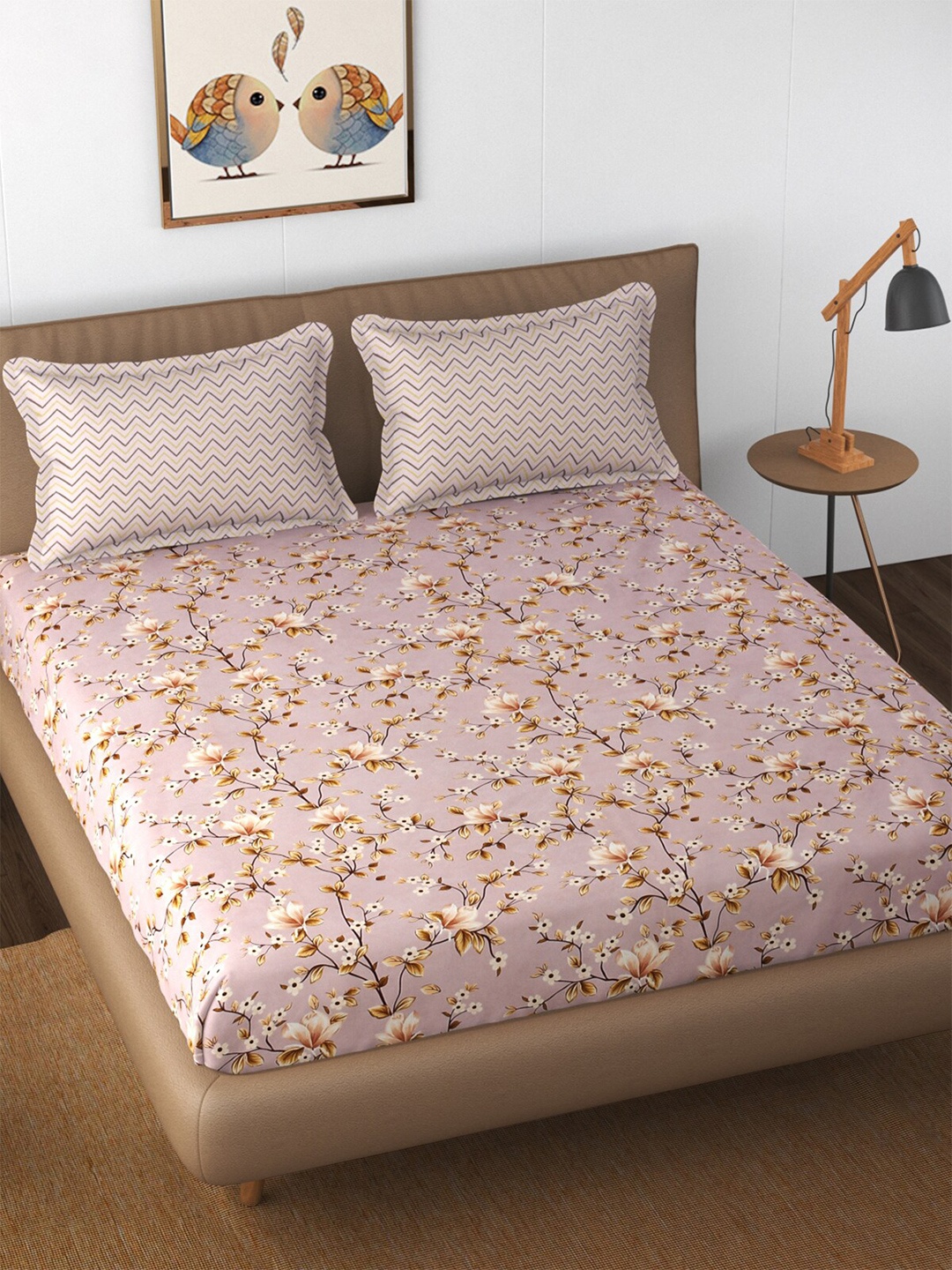 

Florida Reeva Peach & Brown Floral 180 TC Fitted King Bedsheet With 2 Pillow Covers