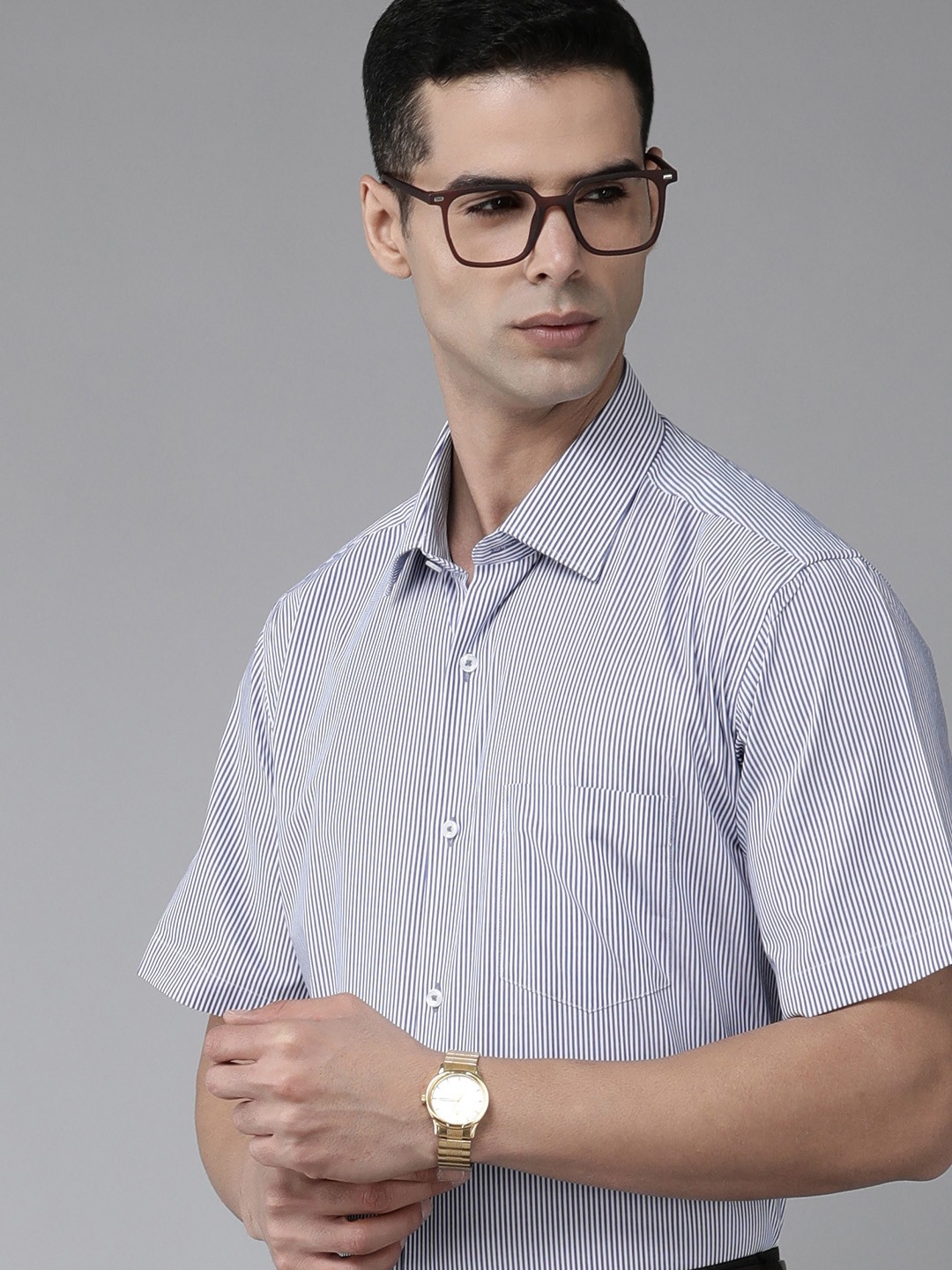 

Van Heusen Custom Fit Pinstriped Pure Cotton Formal Shirt, Blue
