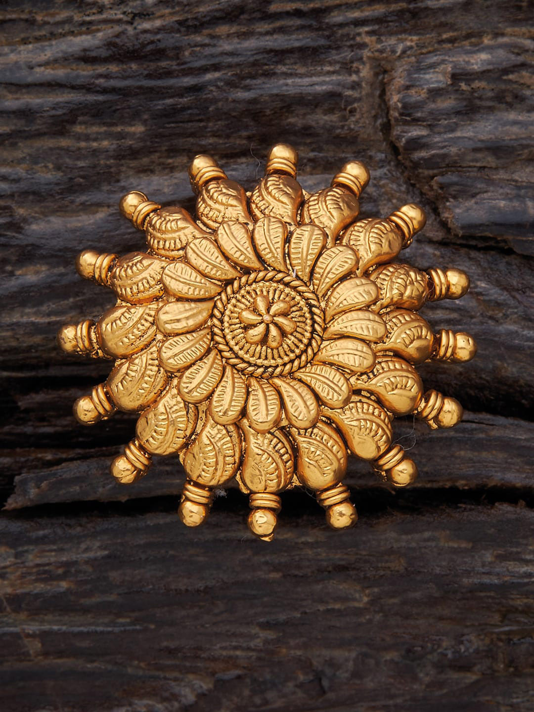 

Kushal's Fashion Jewellery Gold-Plated Floral-Shaped Antique Finger Ring