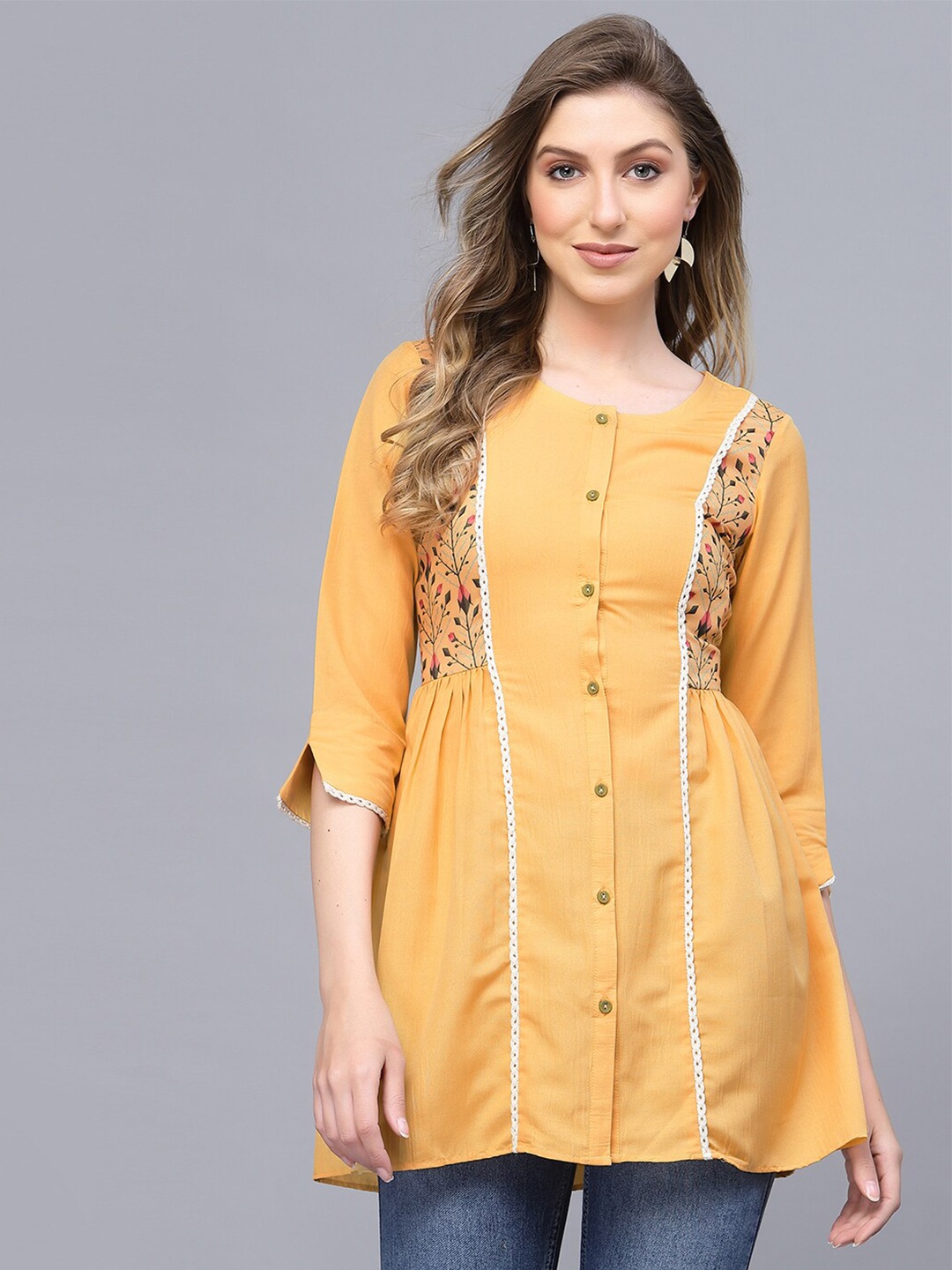 

SKYLEE Floral Printed A-Line Kurti, Yellow