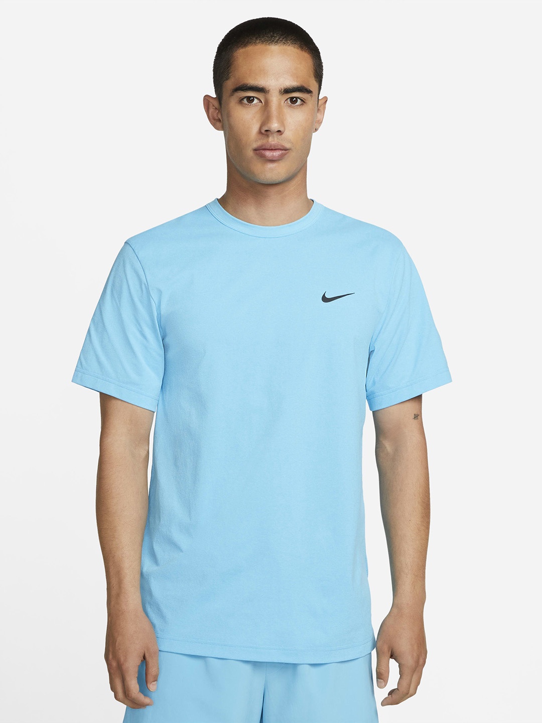 Nike Men Solid Round Neck Training T-shirt With Brand Logo Detail, Blue