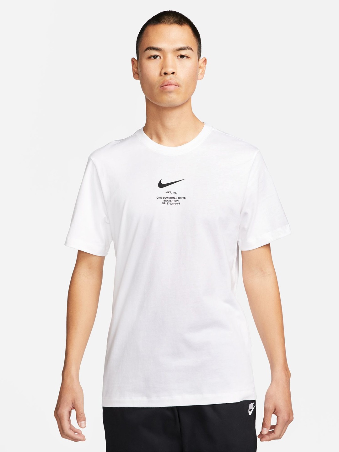 

Nike Men Pure Cotton Swoosh Brand Logo Printed Sports T-shirt, White