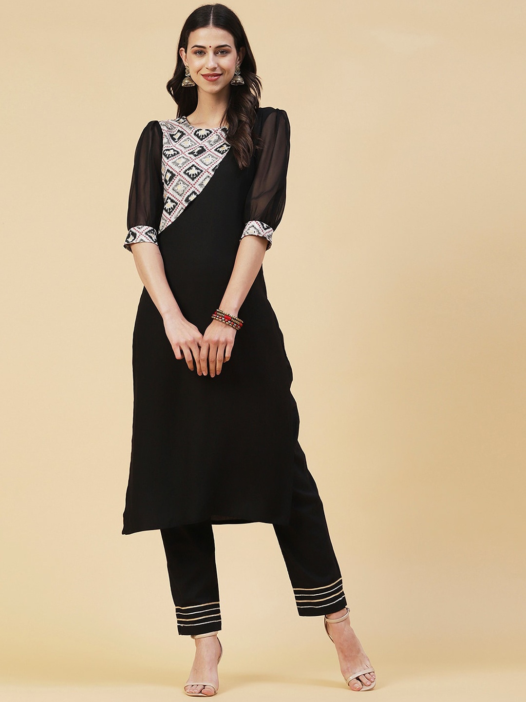 

KALINI Puff Sleeves Abstract Printed Straight Kurta, Black