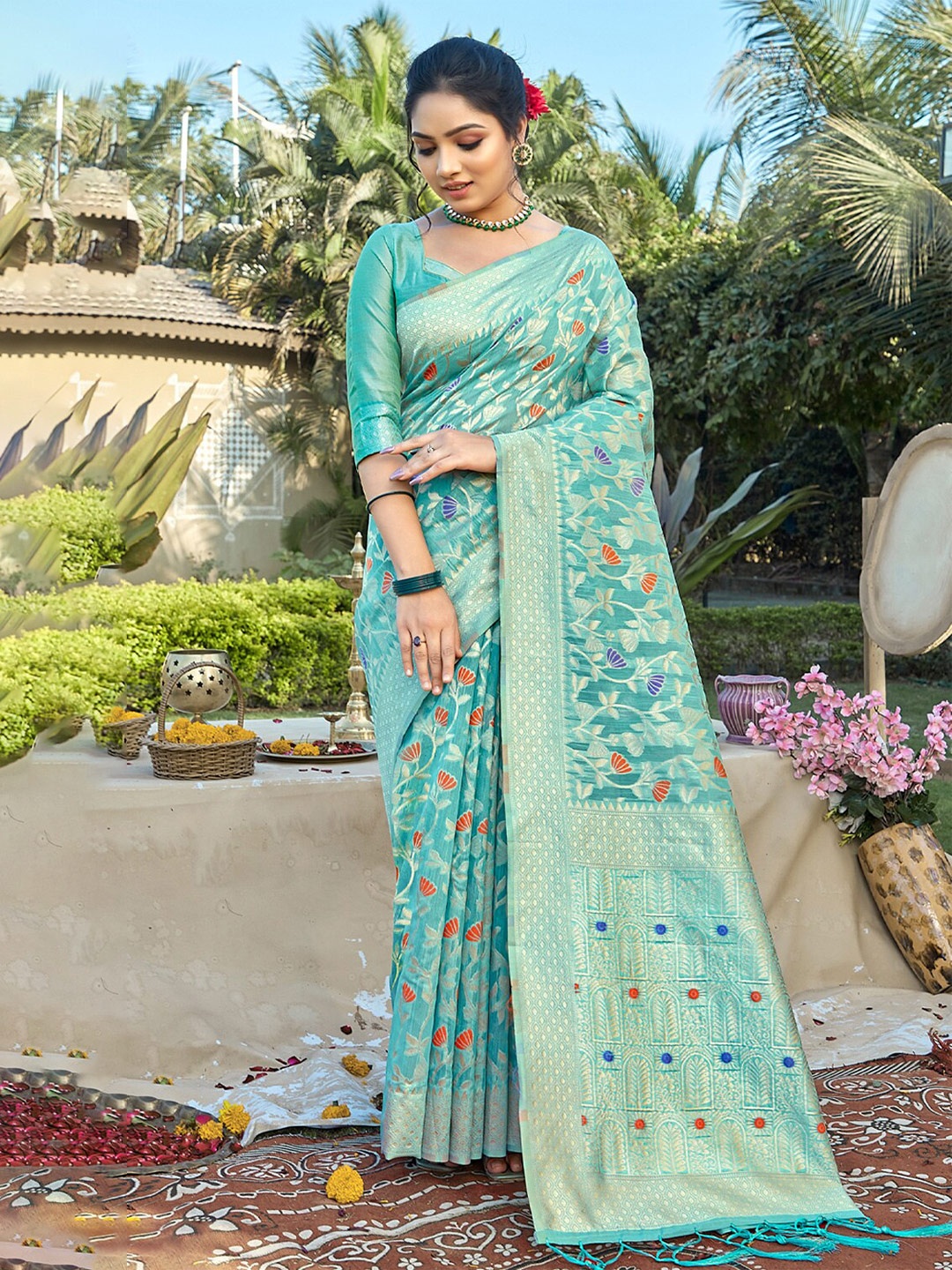 

SANGAM PRINTS Woven Design Zari Saree, Blue