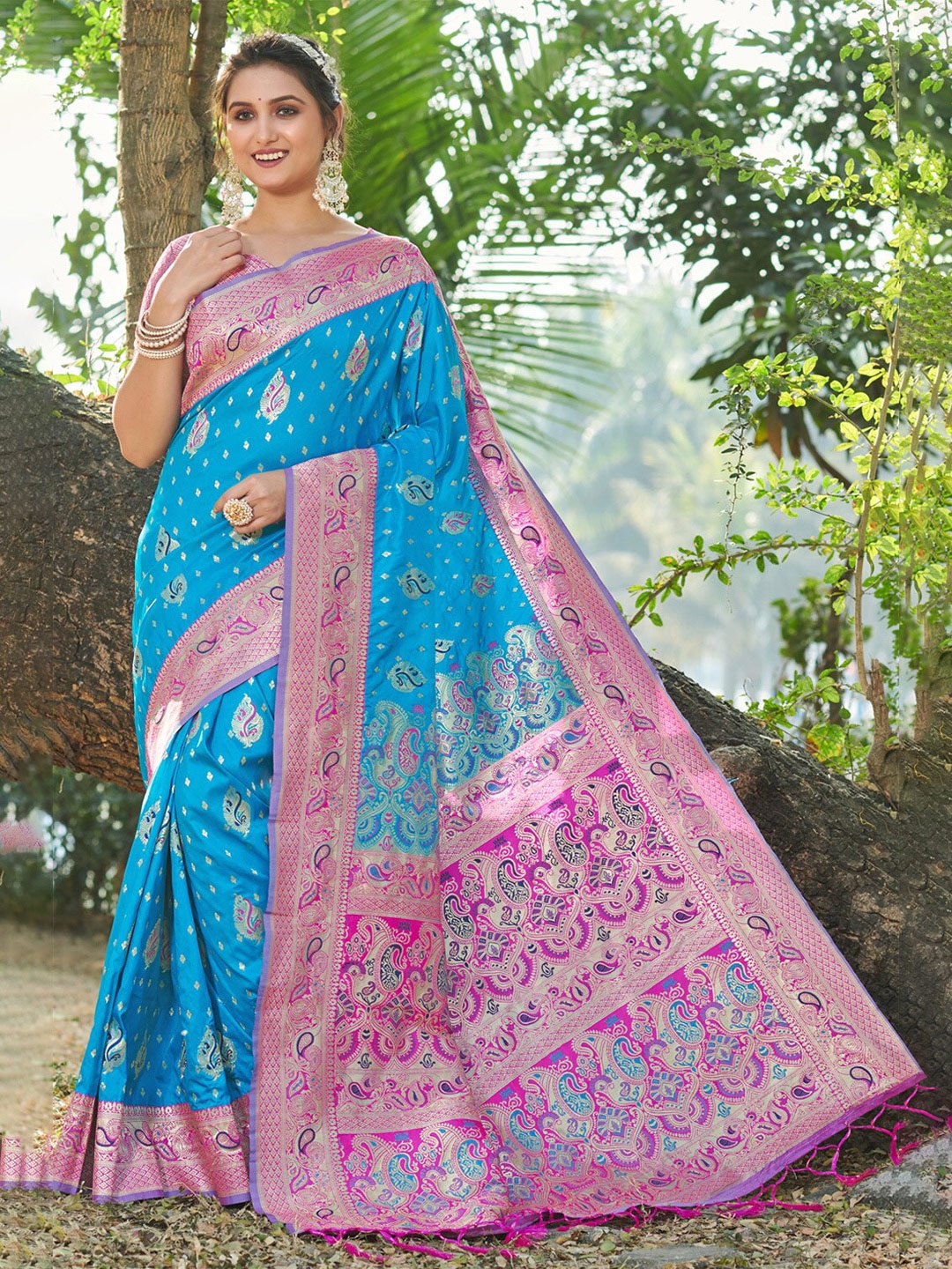 

SANGAM PRINTS Ethnic Motifs Woven Design Zari Pure Silk Banarasi Saree, Blue
