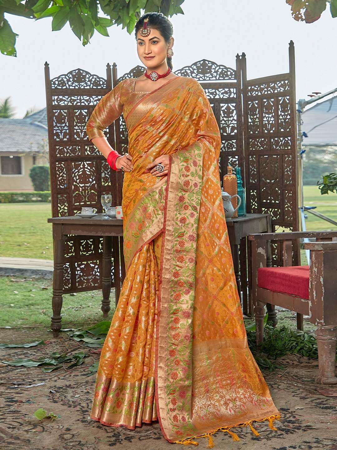

SANGAM PRINTS Woven Design Zari Organza Saree, Mustard