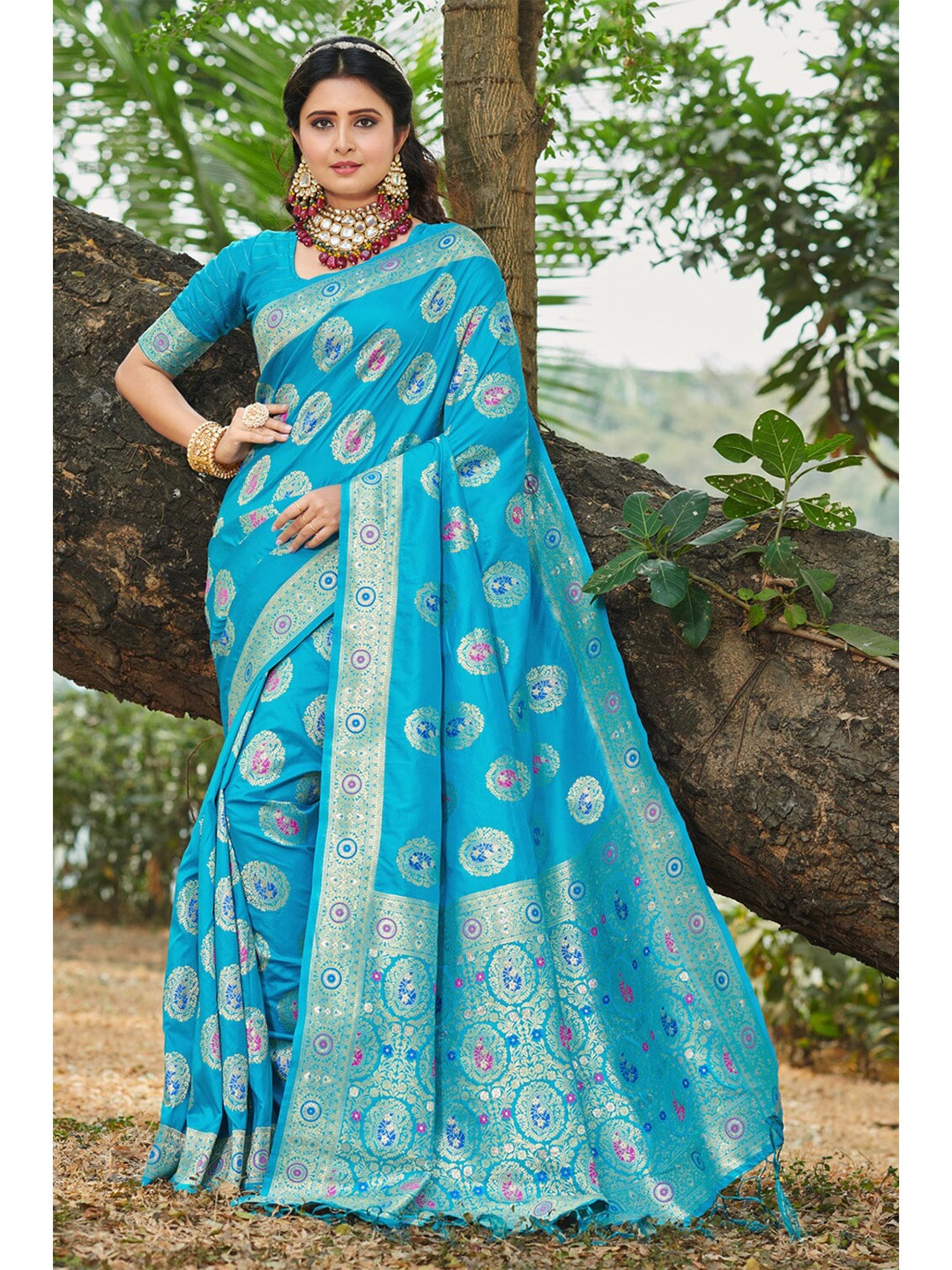 

SANGAM PRINTS Ethnic Motifs Woven Design Zari Saree, Blue