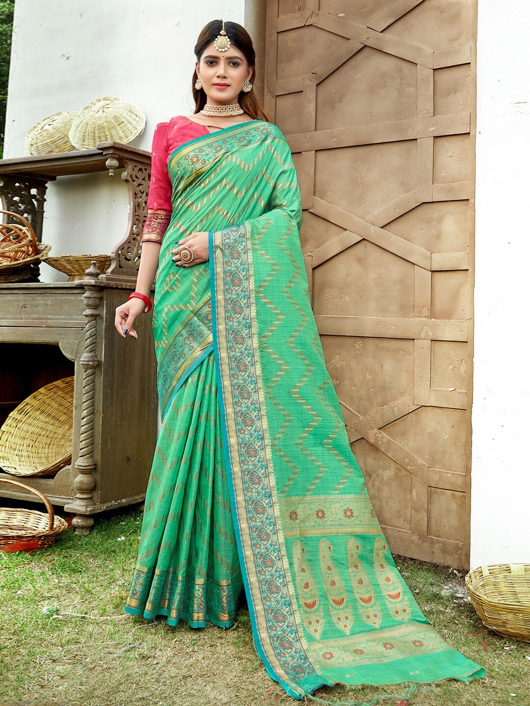 

SANGAM PRINTS Ethnic Motifs Woven Design Zari Saree, Sea green