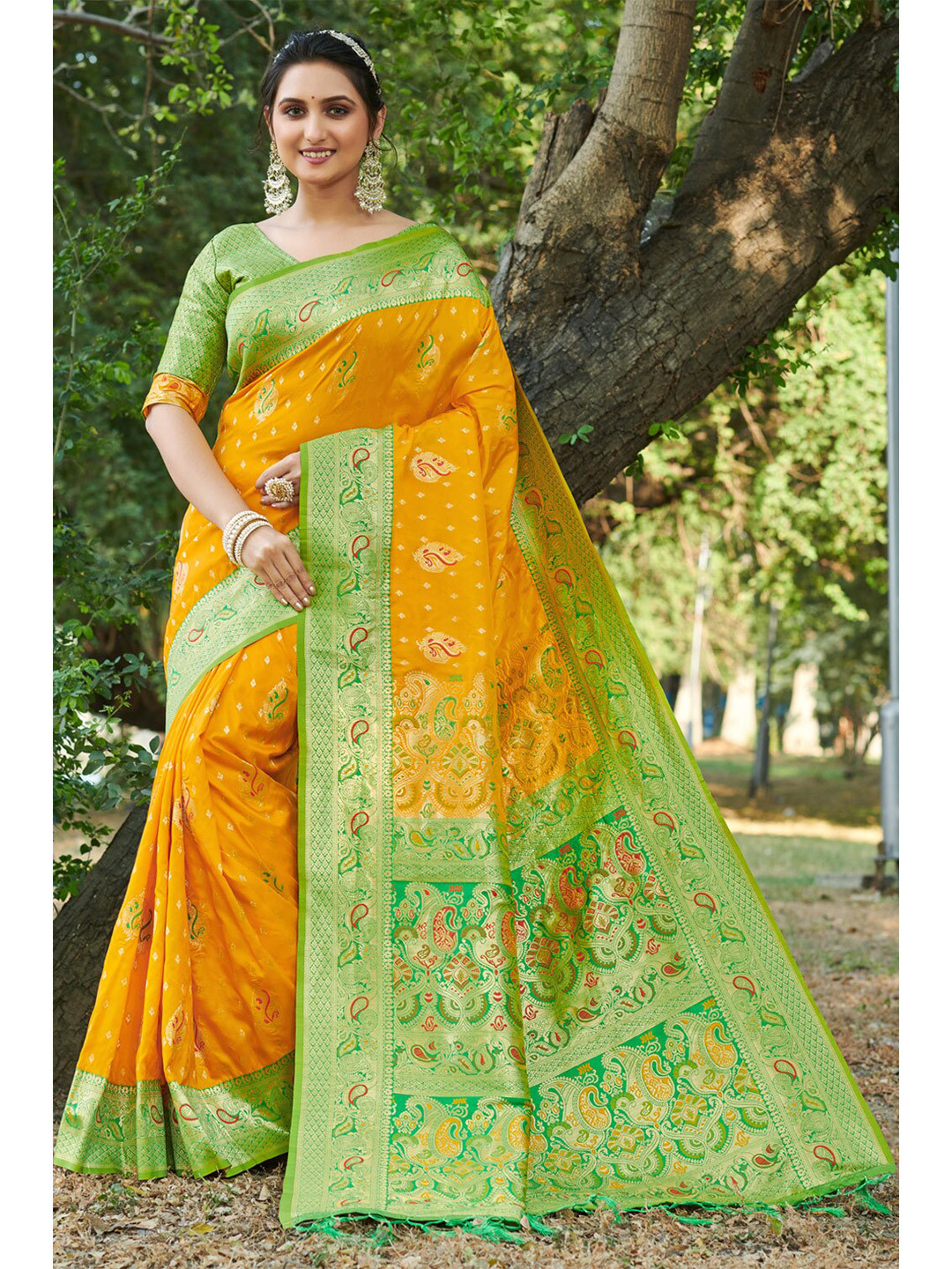 

SANGAM PRINTS Ethnic Motifs Woven Design Zari Pure Silk Banarasi Saree, Yellow