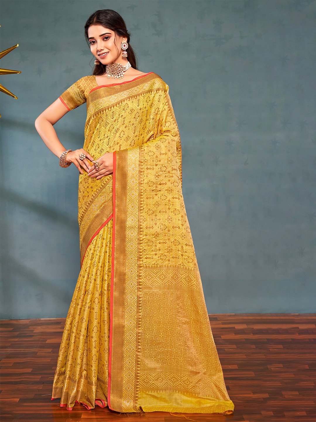 

SANGAM PRINTS Geometric Woven Design Zari Pure Silk Banarasi Saree, Yellow