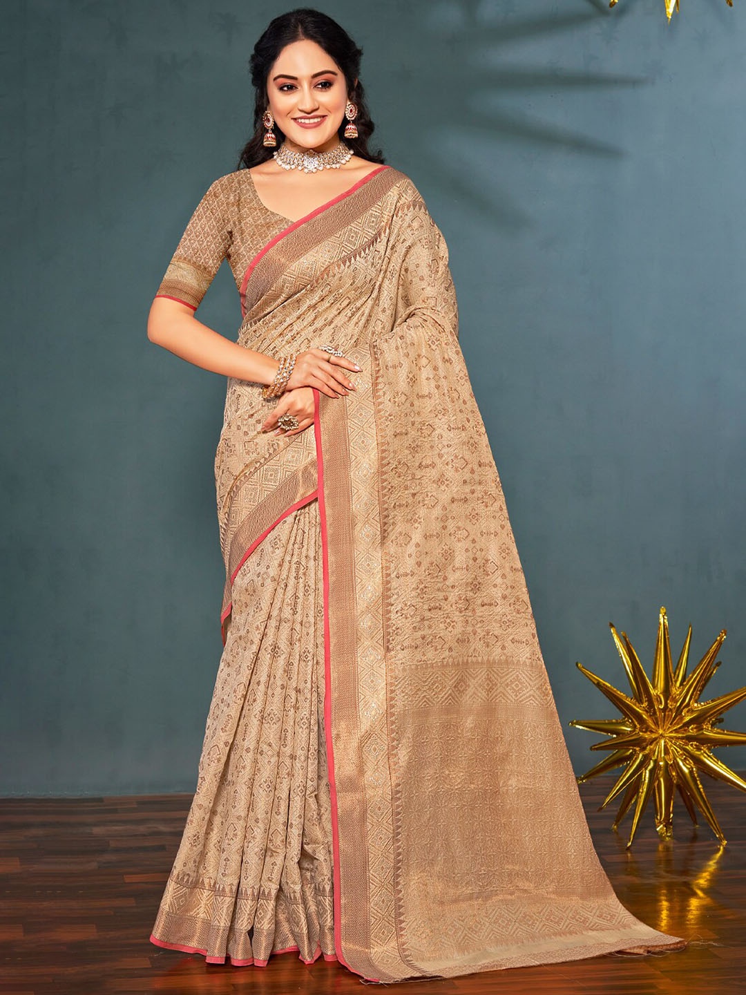 

SANGAM PRINTS Ethnic Motifs Woven Design Zari Pure Silk Banarasi Saree, Cream
