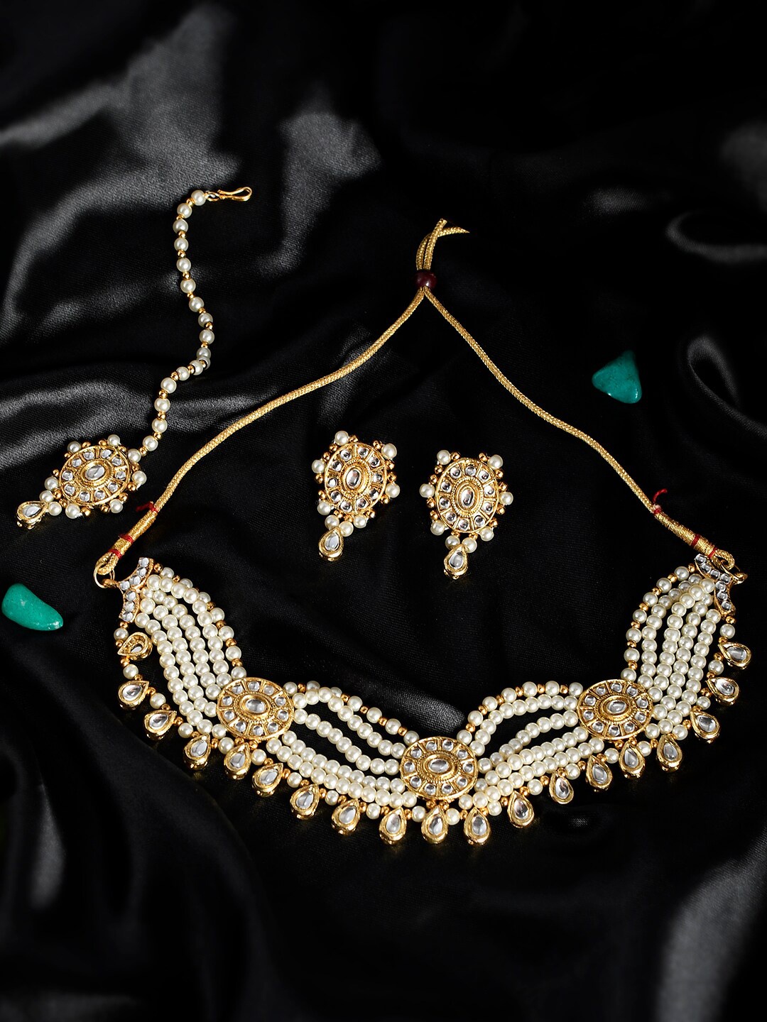 

AQUASTREET JEWELS Gold-Plated Kundan-Studded & Pearl Beaded Jewellery Set