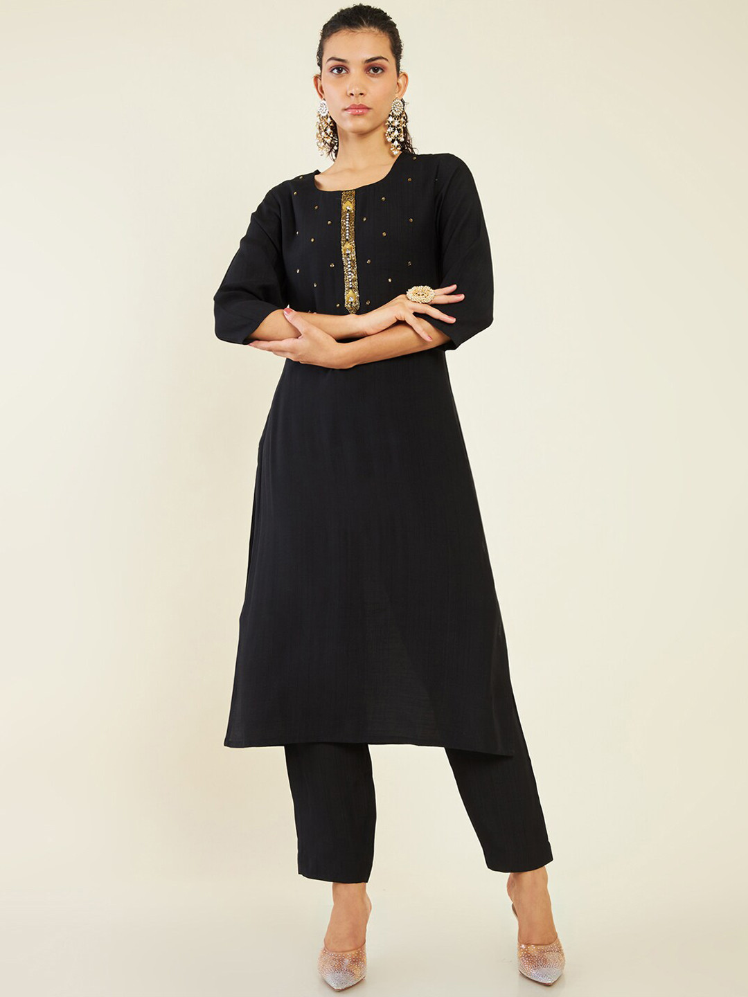 

Soch Floral Embroidered Beads and Stones Kurta with Trousers, Black