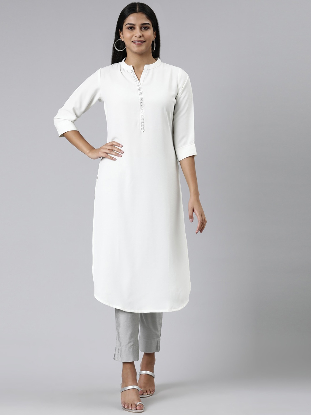 

Neerus Mandarin Collar Roll -Up Sleeves Pathani Kurta, Off white