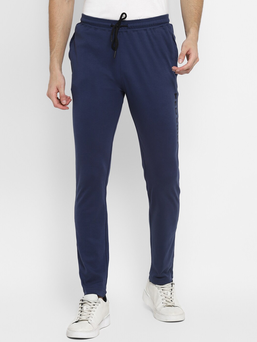 

Red Chief Men Regular-Fit Mid-Rise Track Pant, Navy blue