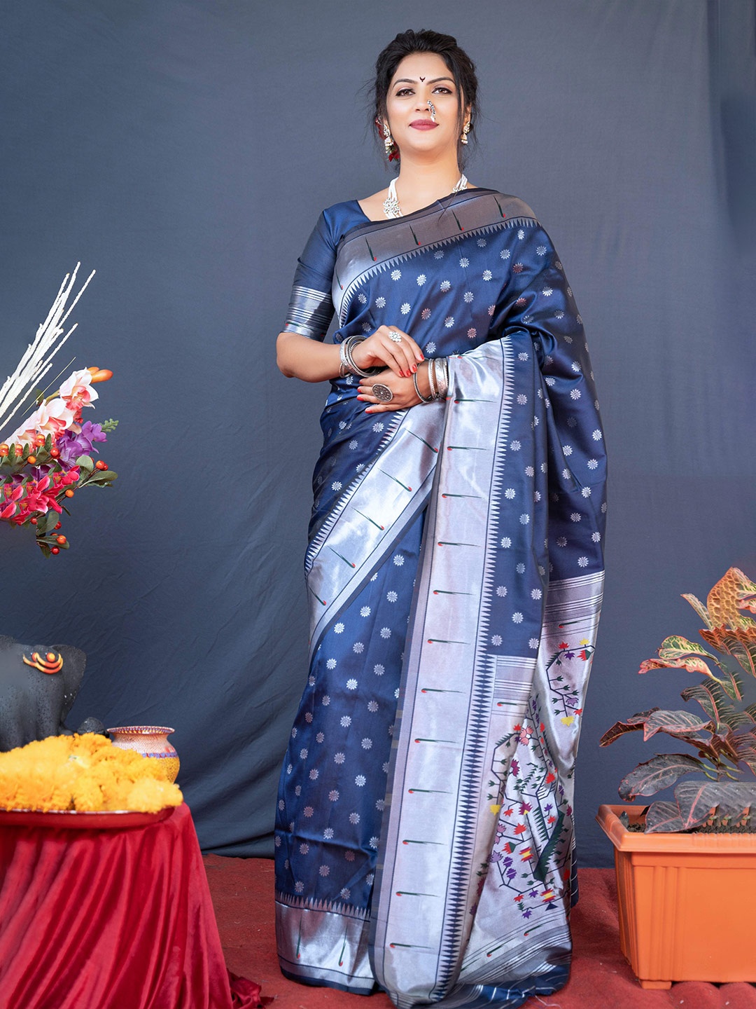 

Anaita Floral Woven Design Zari Pure Silk Banarasi Saree, Navy blue