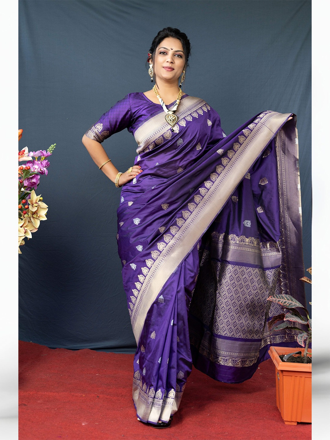 

Anaita Ethnic Motifs Woven Design Zari Pure Silk Banarasi Saree, Purple