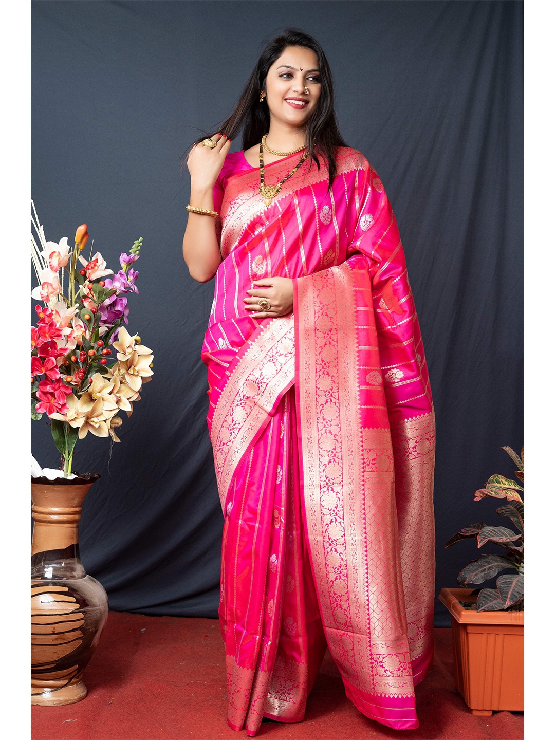 

Anaita Woven Design Zari Pure Silk Banarasi Saree, Pink