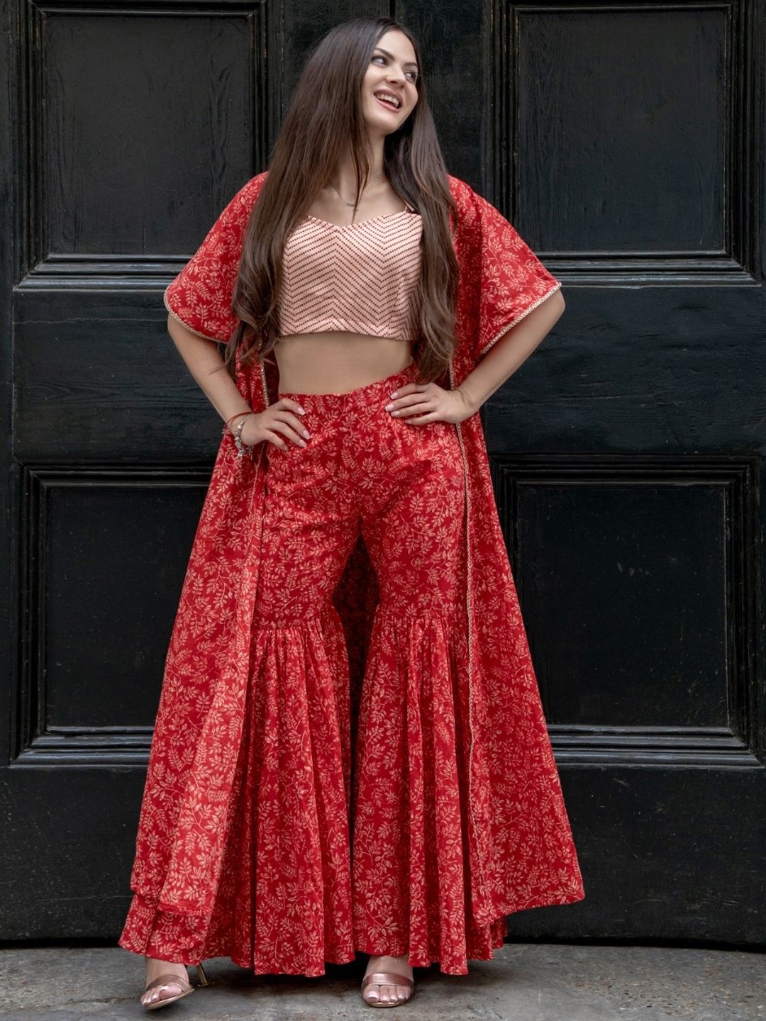 

HOUSE OF JAMOTI Printed Sleeveless Top & Long Shrug With Flared Sharara Co-Ords, Red