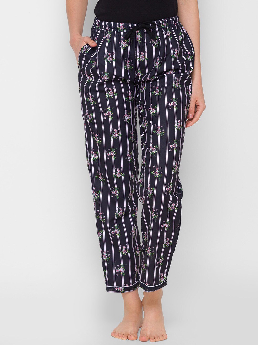 

NOIRA Women Floral Printed Cotton Lounge Pants, Navy blue