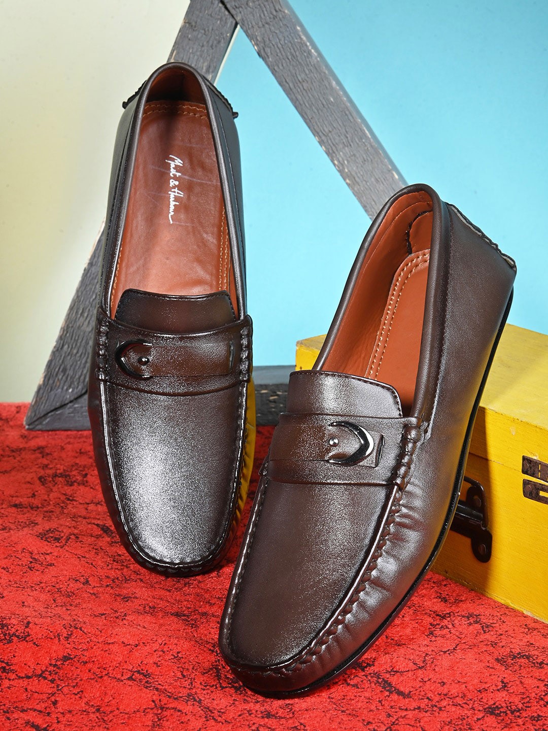 

Mast & Harbour Men Textured Horsebit Loafers, Brown