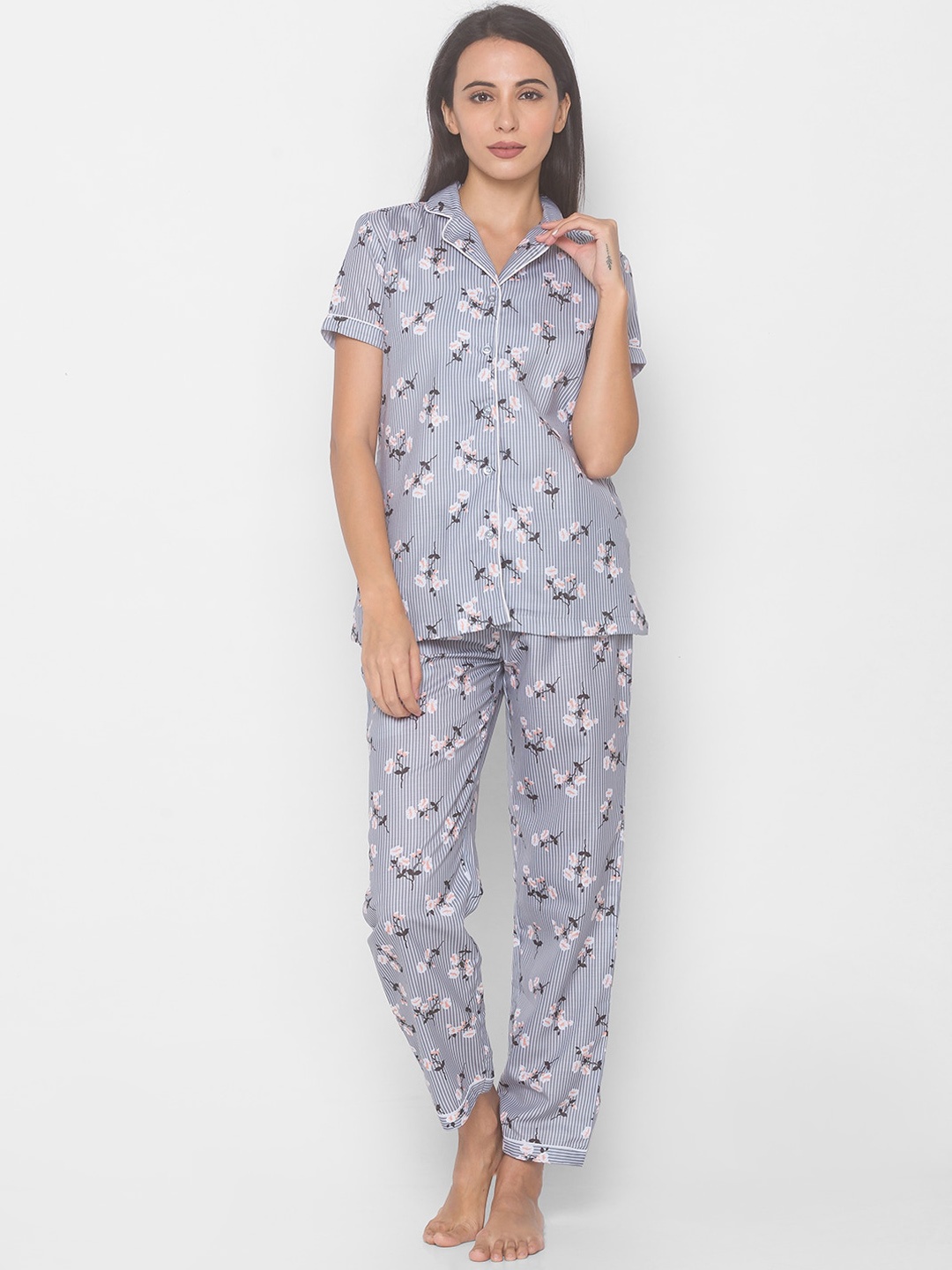 

NOIRA Floral Printed Night Suit, Grey