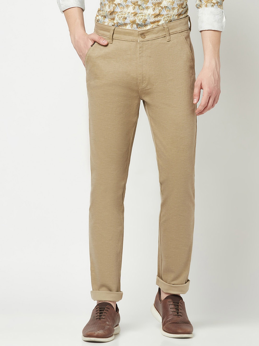 

Crimsoune Club Men Urban Slim Fit Mid-Rise Chinos, Khaki