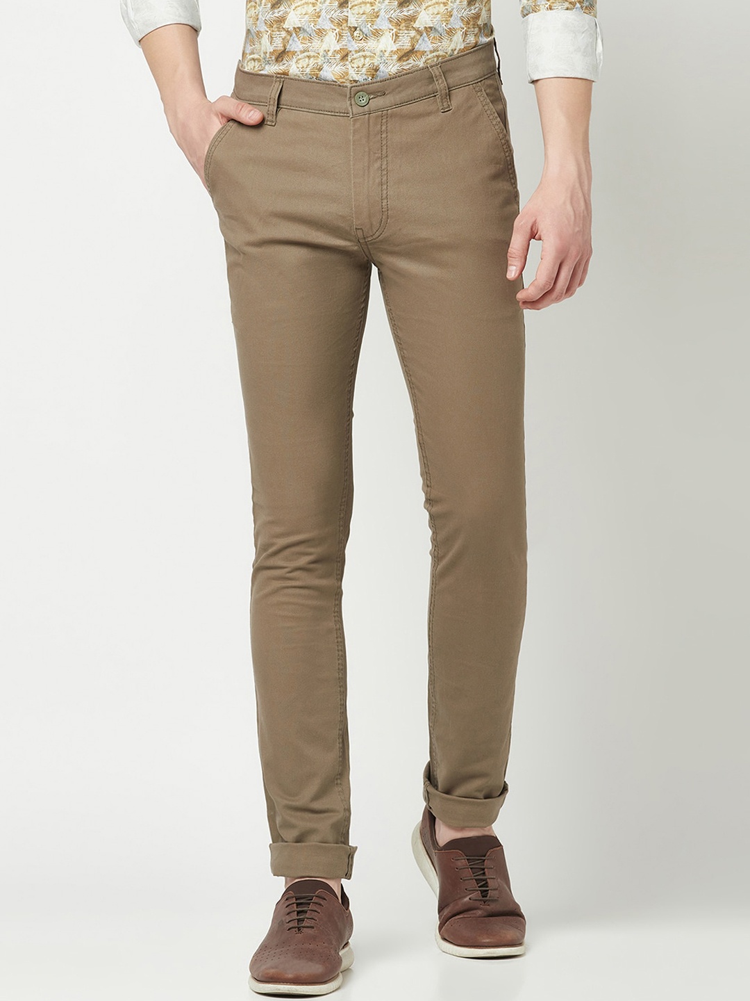 

Crimsoune Club Men Relaxed Mid-Rise Chinos, Brown