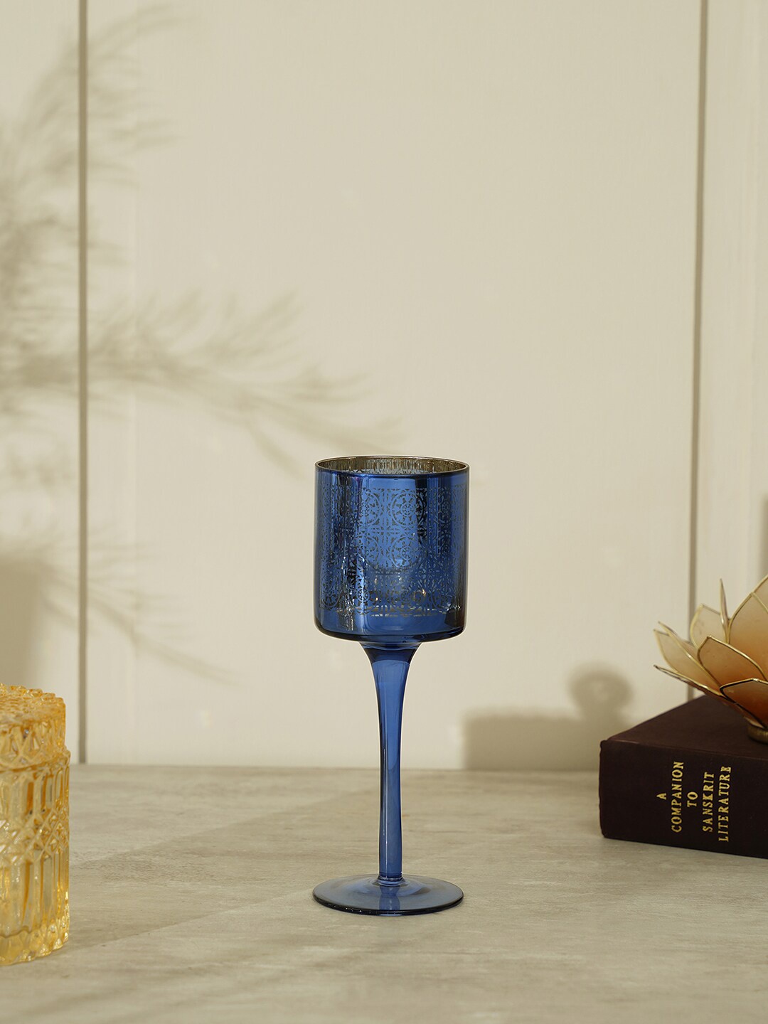 

Pure Home and Living Blue & Gold-Toned Patterned Glass Candle Holder
