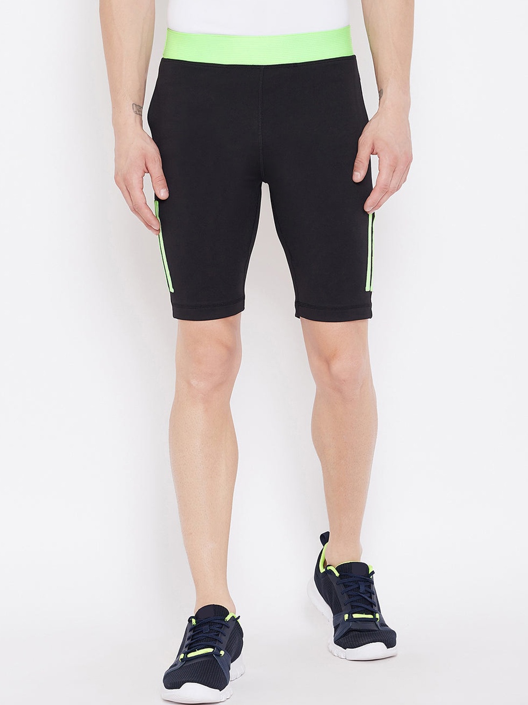 

JUMP USA Men Mid-Rise Sports Dry Fit Anti-Microbial Short Tights, Black