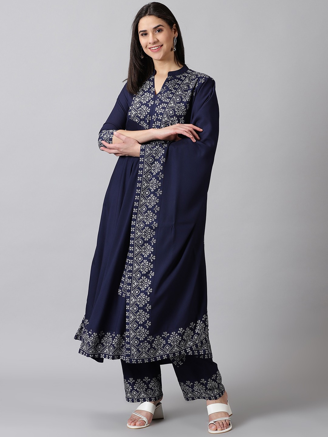 

PURSHOTTAM WALA Ethnic Motifs Printed Band Collar Kurta with Palazzos & Dupatta, Navy blue