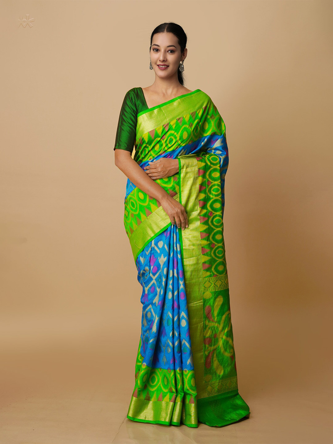 

Unnati Silks Ethnic Motifs Woven Design Zari Banarasi Saree, Blue