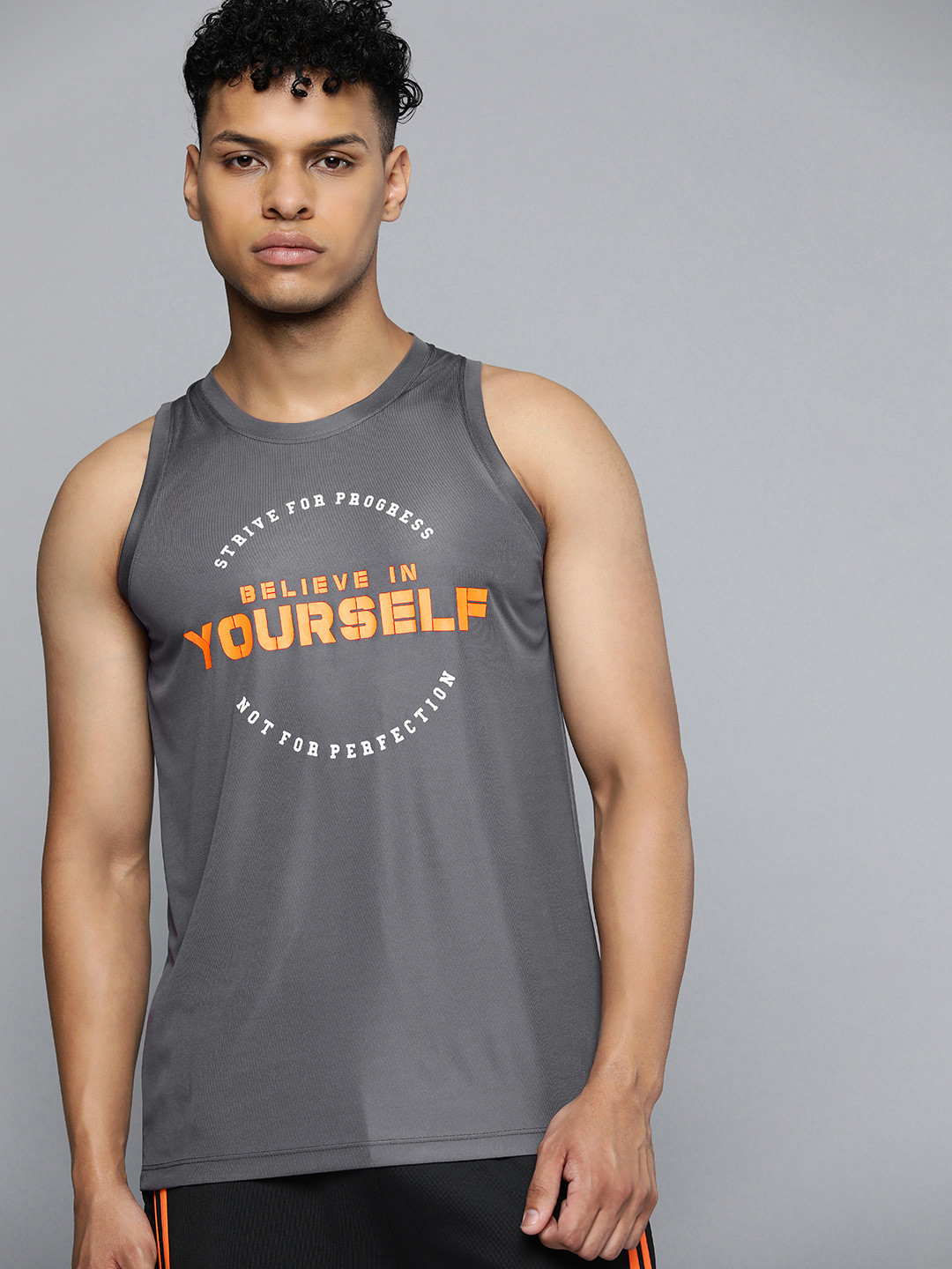 

HRX by Hrithik Roshan Printed Rapid-Dry Training or Gym T-shirt, Grey