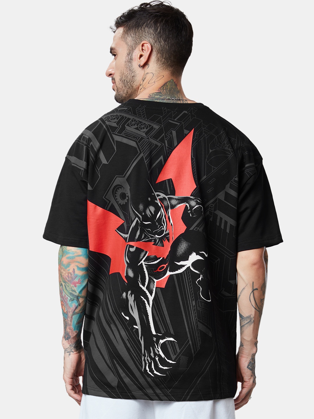 

The souled store DC: Batman Beyond Black Oversized T-Shirts