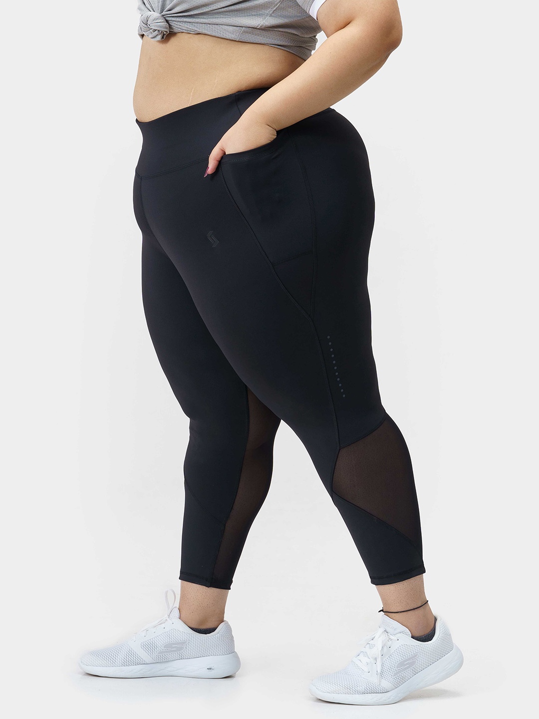 

SPIRIT ANIMAL Plus Size Training or Gym Sports Tights, Black