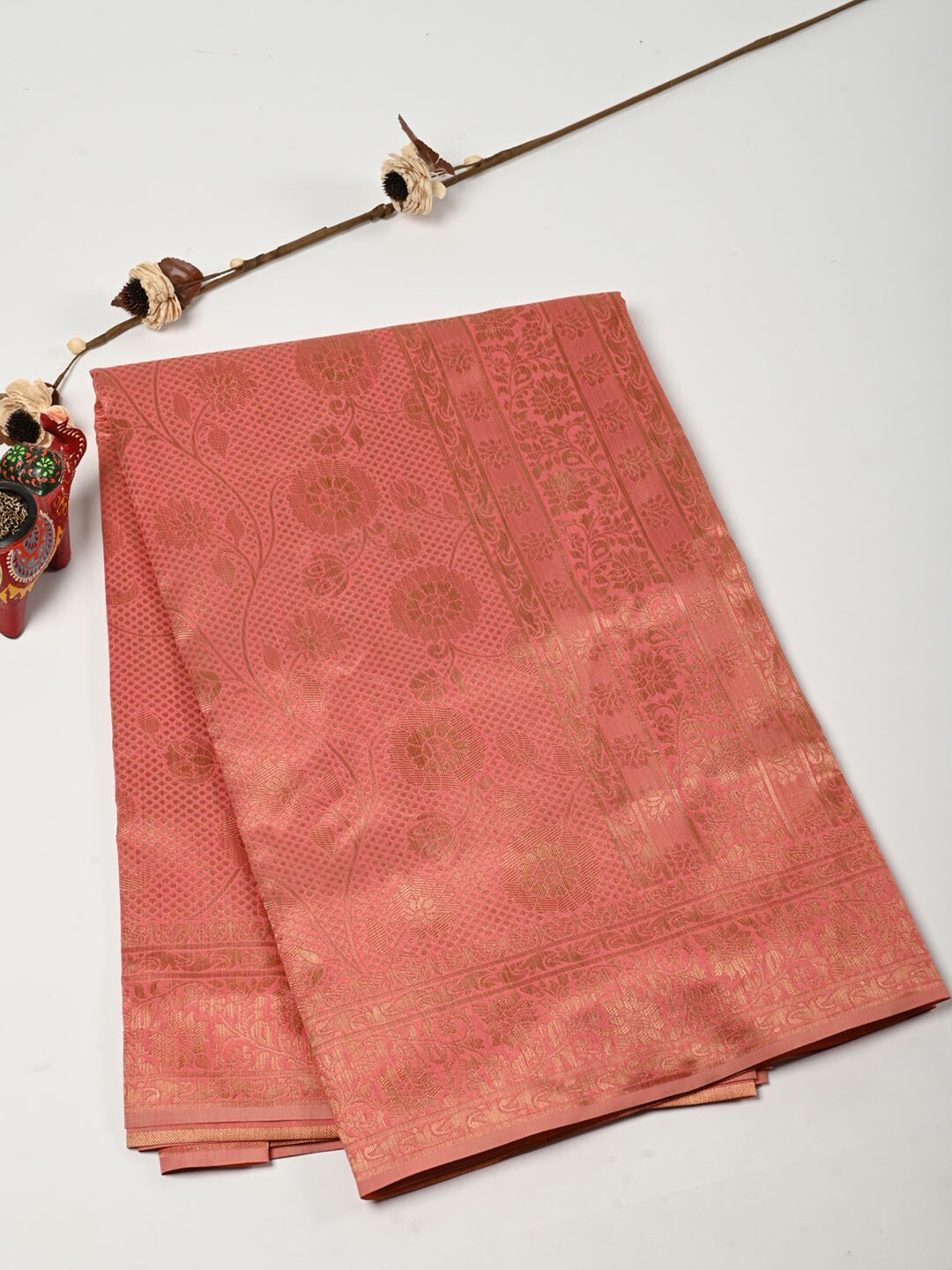 

Meena Bazaar Floral Woven Design Zari Pure Cotton Saree, Coral