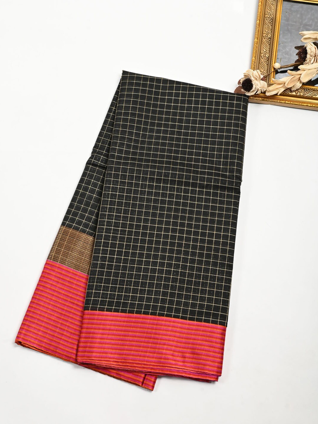 

Meena Bazaar Checked Zari Pure Cotton Saree, Black