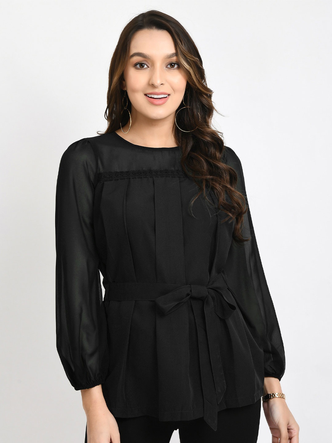 

V&M Round Neck Pleated Top, Black
