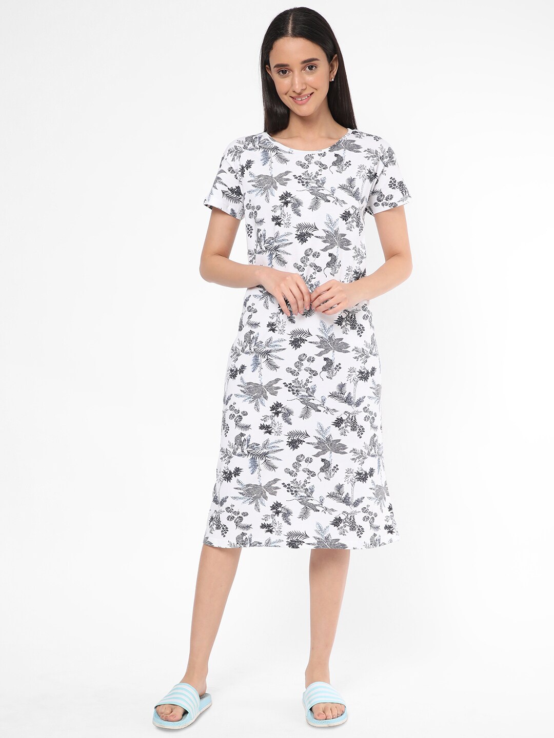 

R&B Floral Printed Nightdress, White