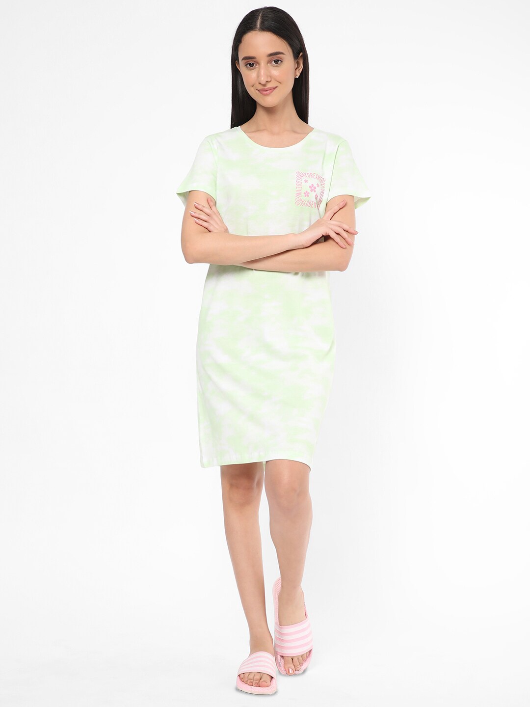 

R&B Typography Printed Pure Cotton Nightdress, Green