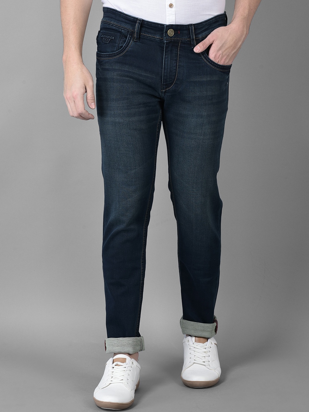 

American Archer Men Smart Skinny Fit Low-Rise Light Fade Embroidered Stretchable Jeans, Blue