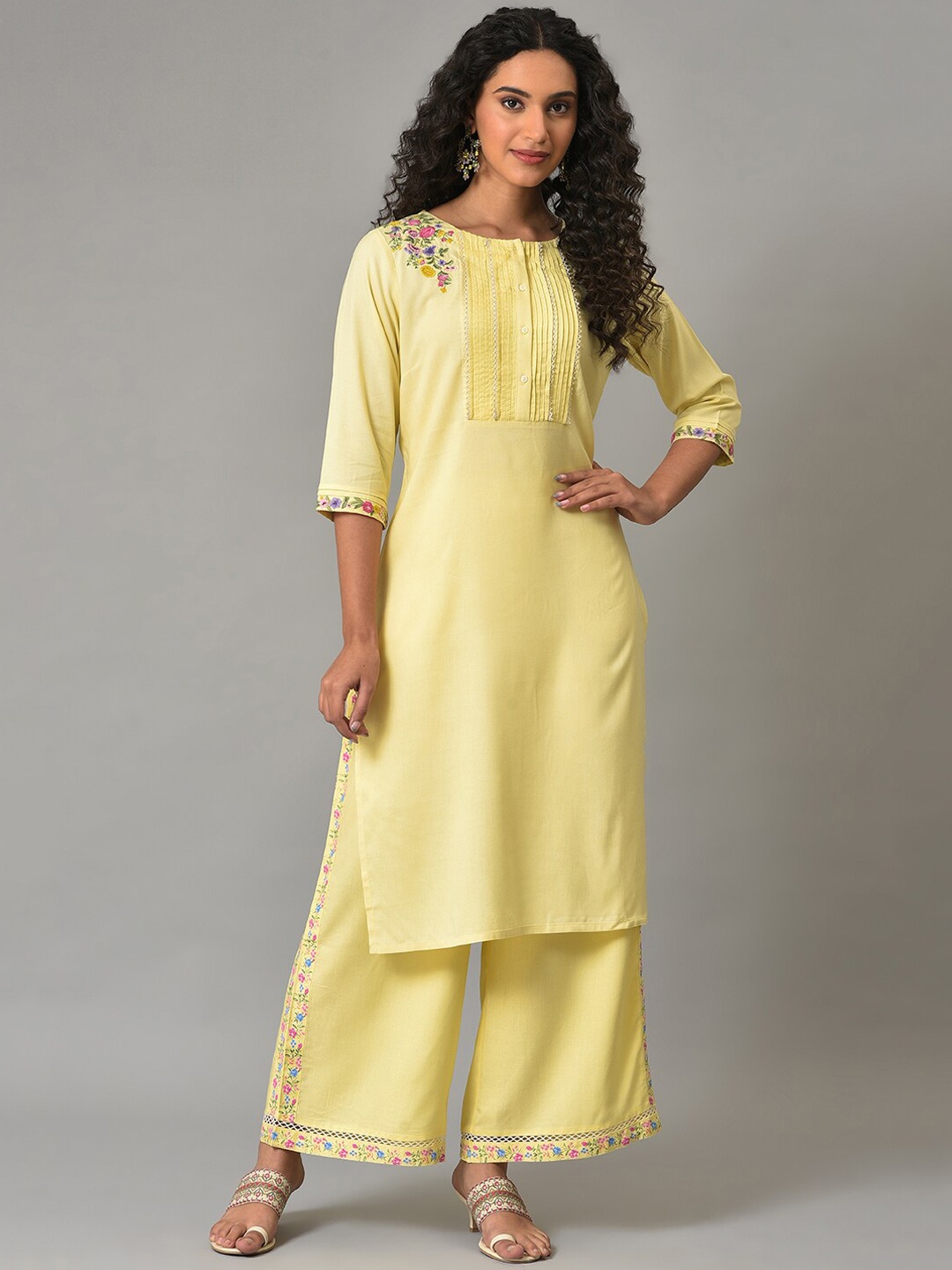 

W Boat Neck Straight Regular Kurta, Yellow