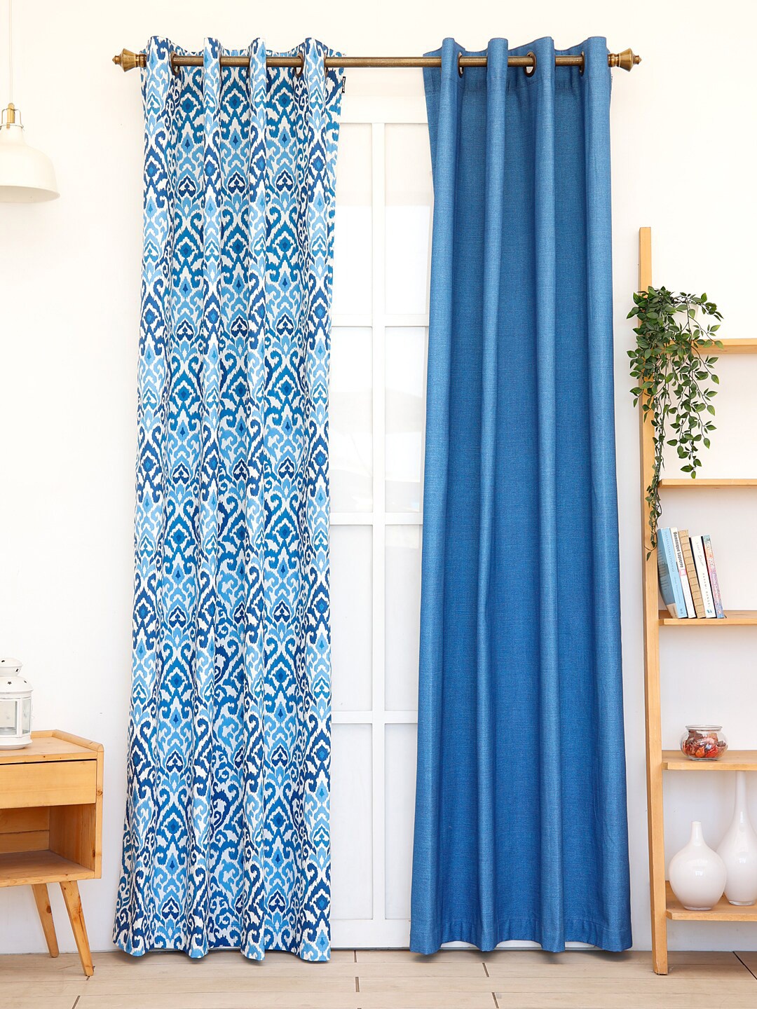 

Ariana Navy Blue & White 2 Pieces Etnic Motifs Printed Door Curtains