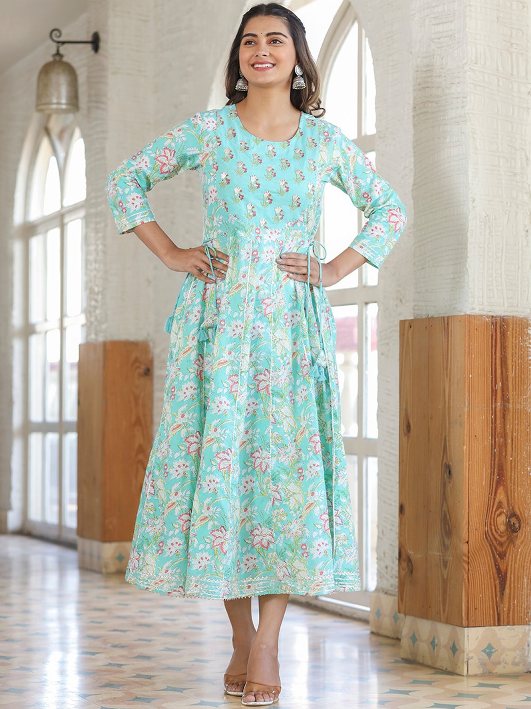 

KAAJH Floral Printed Pure Cotton A-Line Ethnic Dress, Green