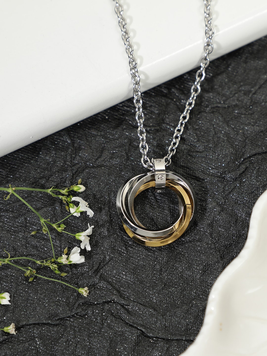 

AQUASTREET Silver-Plated CZ-Studded & Circular Ring-Charm Pendant With Chain