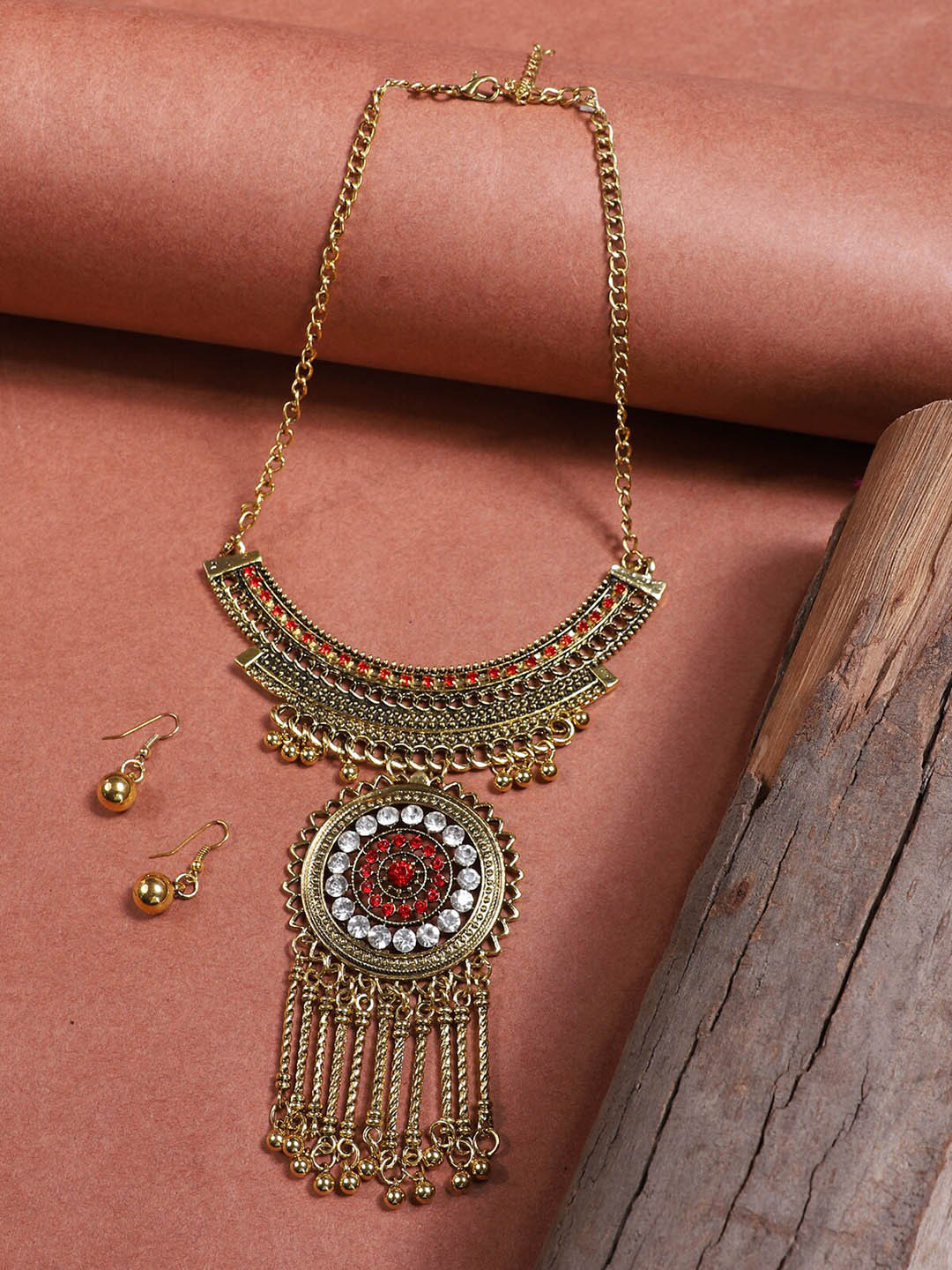 

AQUASTREET Gold-Plated Stone-Studded Jewellery Set