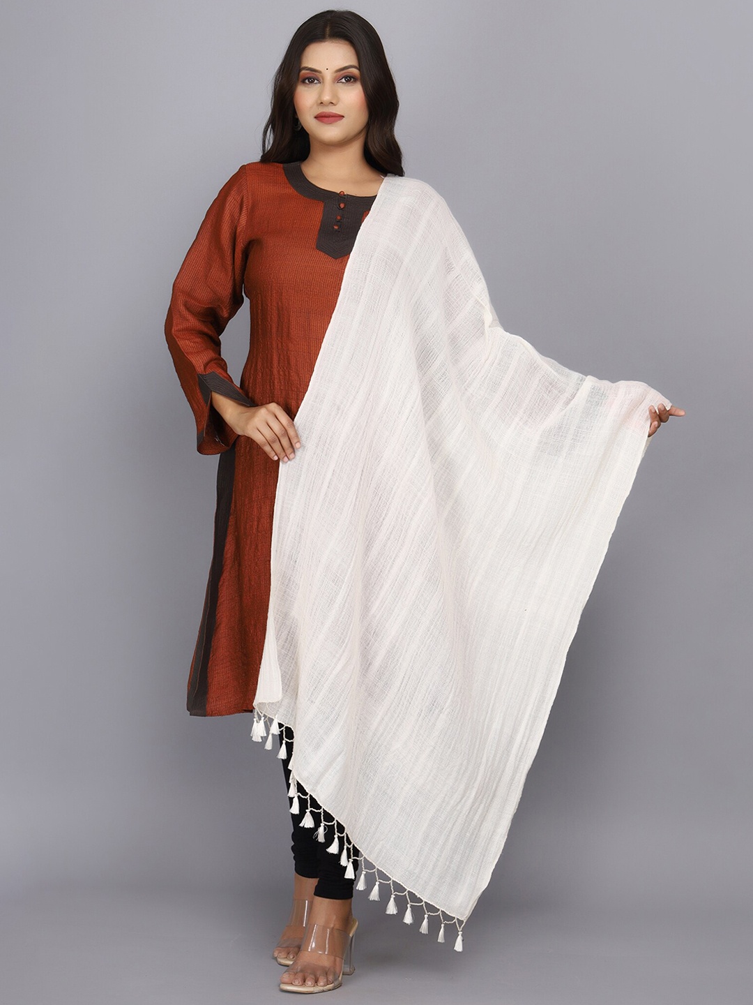

Geroo Jaipur Tasselled Border Shawl, White