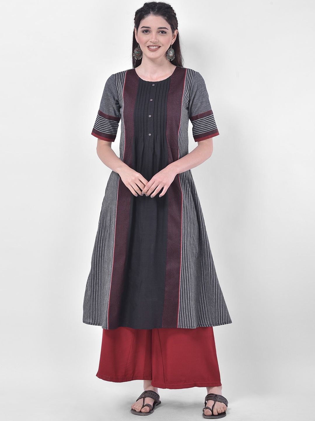 

Span Striped Printed Pleated A-Line Cotton Kurta, Black